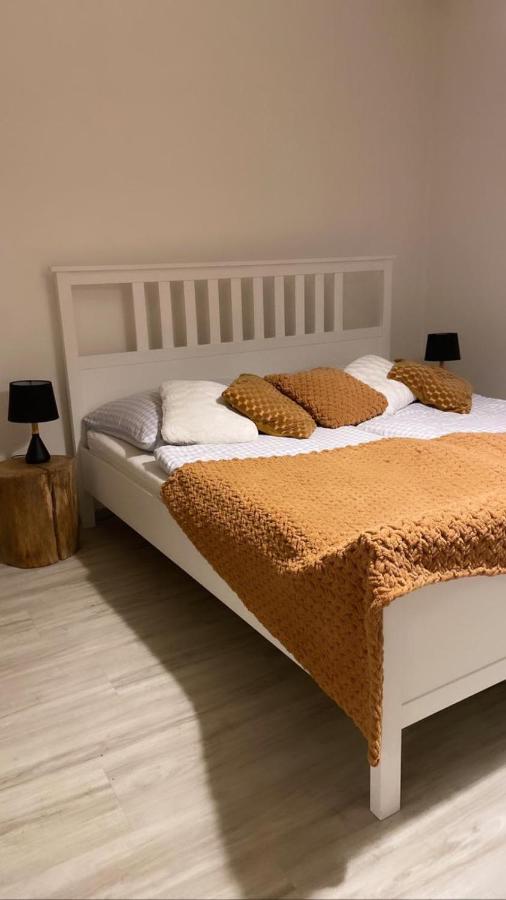 Апартаменты Apartman Na Vysine Врхлаби Экстерьер фото